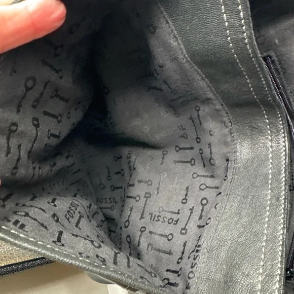 Fossil Vintage Black Leather Backpack with Brown Accents - Picture 10 of 14